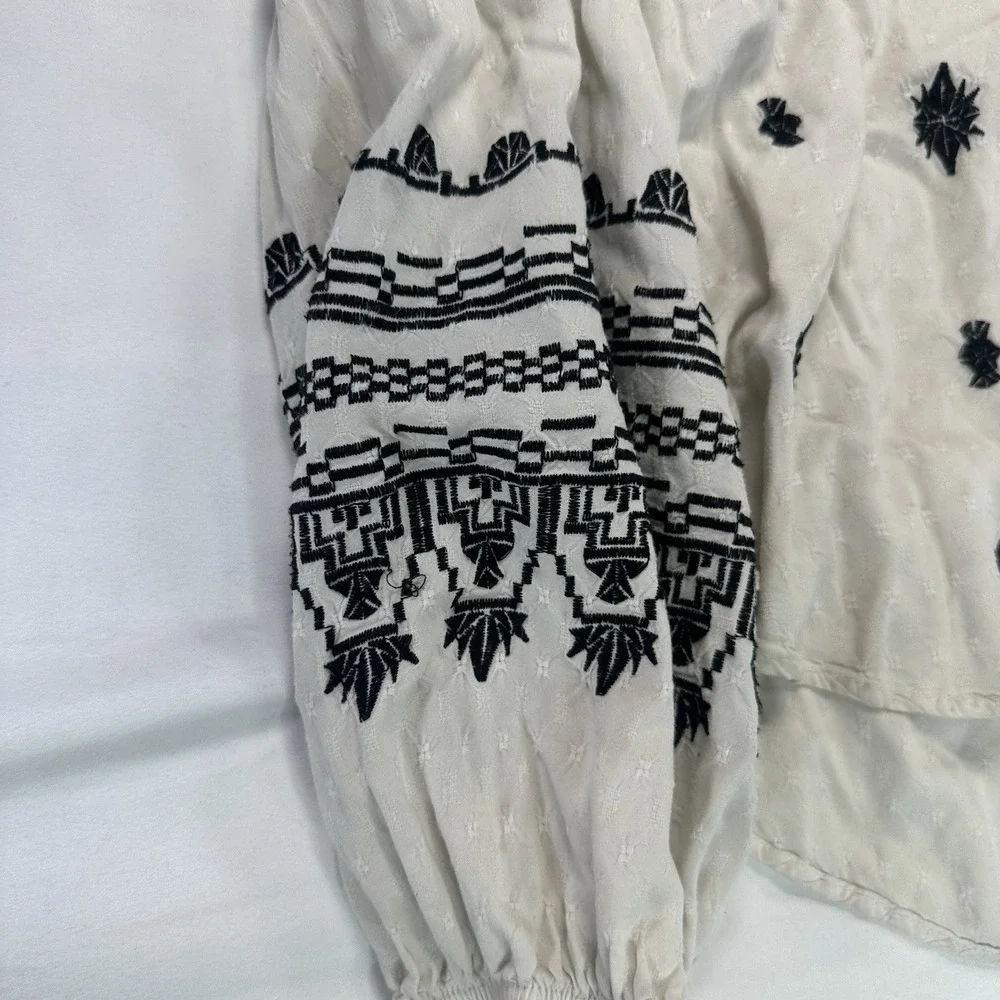 Knox Rose Top Womens L Peasant Embroidered Raglan Sleeve Tie‎ Neck White Boho